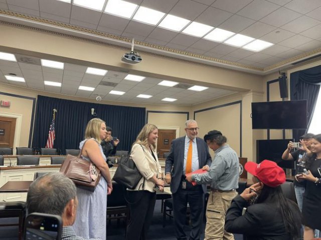 《向中共病毒索赔之路:一支巡游车队的跨洲记忆》(第三篇)  自 《向中共病毒索赔之路:一支巡游车队的跨洲记忆》(第三篇)  自